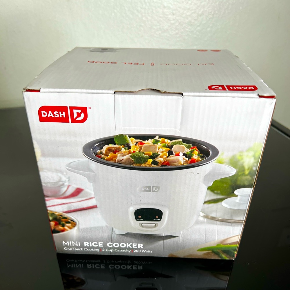 Mini rice cooker brand new